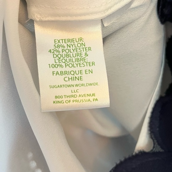 Lilly Pulitzer lona Lace Top Shell True Navy Two
Tone Lace Size XS - Picture 5 of 5